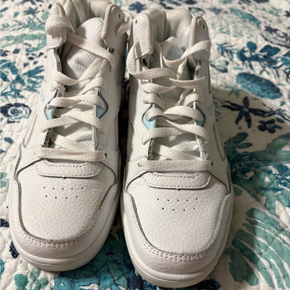 Reebok White Athletic Shoes